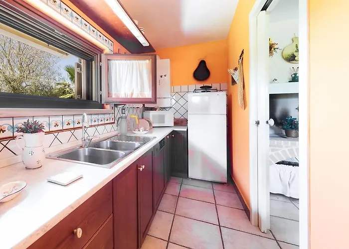 Majesi Willa Casarano