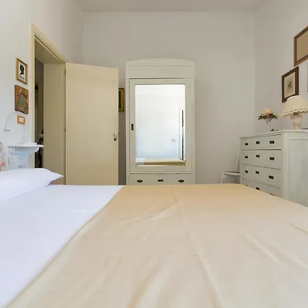 Majesi Казарано